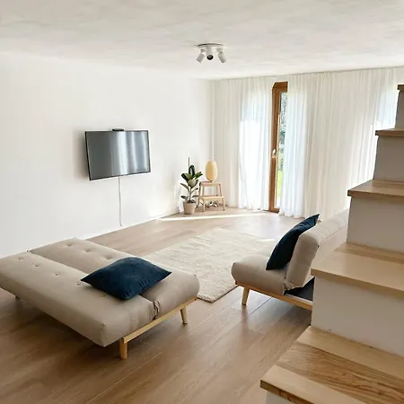 Cozy Nordic-style Retreat In * Magreglio