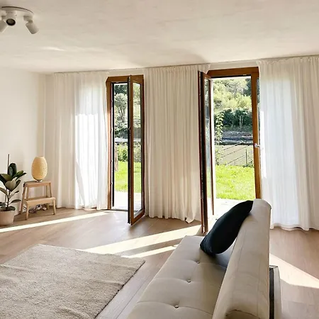 Cozy Nordic-style Retreat In * Magreglio